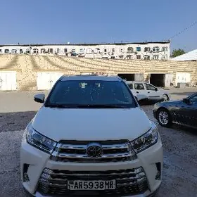 Toyota Highlander 2019