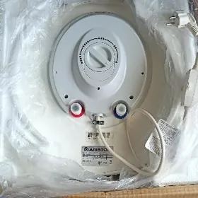 Бойлер 80L Ariston