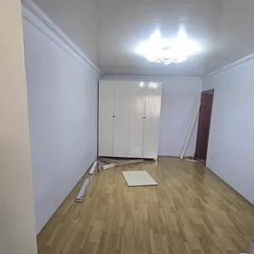 11MKR 1-KOMNAT 3-ETAJ MAGISTRALNYÝ