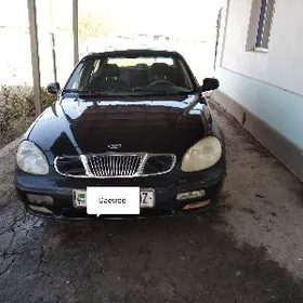 Daewoo Leganza 2000