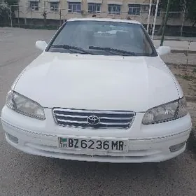 Toyota Camry 1998