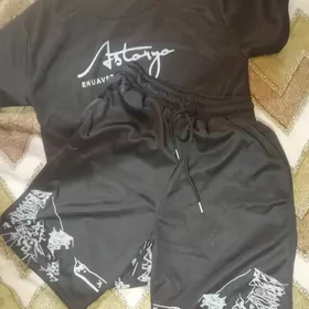 Спортивный костюм