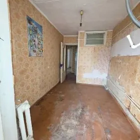 4 мкр 3 комнаты