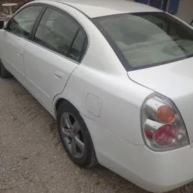 Nissan Altima 2005