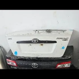 Haliji corolla 01 07 bagaj