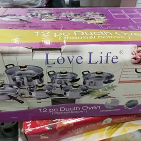 Набор кастрюль и сковородки