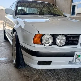 BMW 525 1990