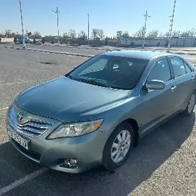 Toyota Camry 2010