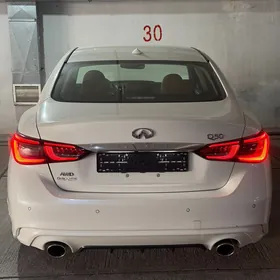 Infiniti Q50 2023