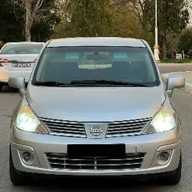 Nissan Versa 2010