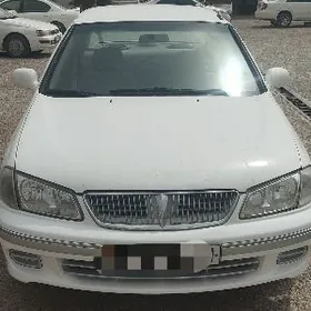 Nissan Sunny 2001