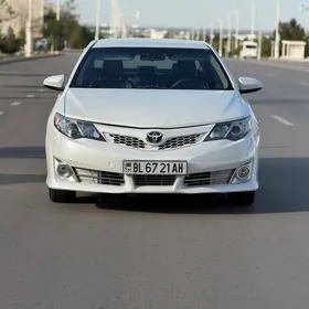 Toyota Camry 2013
