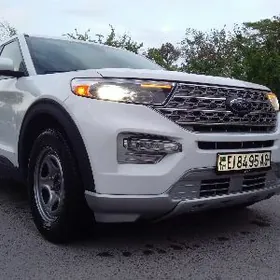 Ford Explorer 2021