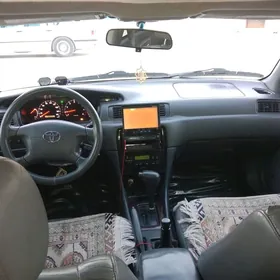 Toyota Camry 2001