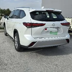 Toyota Highlander 2020