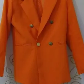 Satlyk kastýum.🧡