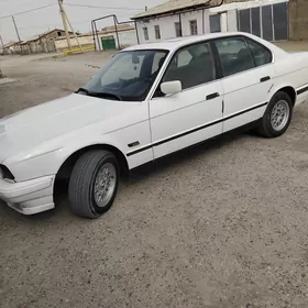 BMW 525 1990