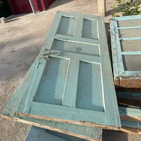 Agaç Gapylar we aynalar