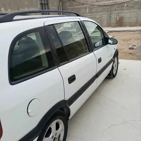 Opel Zafira 2002