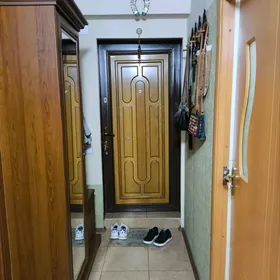 10 мкр 3х ком квартира