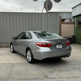 Toyota Camry 2016