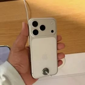 Iphone 17 pro silver