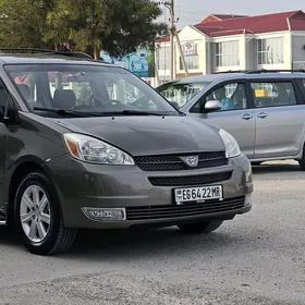 Toyota Sienna 2005