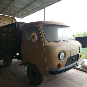 UAZ 2206 1984
