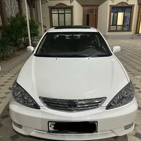 Toyota Camry 2005