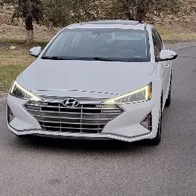 Hyundai Elantra 2020