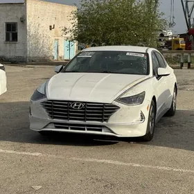 Hyundai Sonata 2021