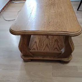 журнальный столик