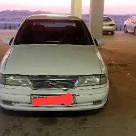 Opel Vectra 1989