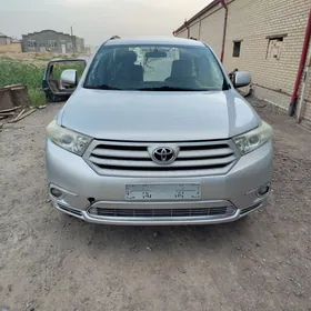 Toyota Highlander 2013