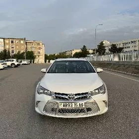 Toyota Camry 2017