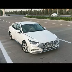 Hyundai Sonata 2022
