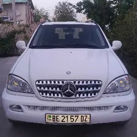 Mercedes-Benz ML400 1999