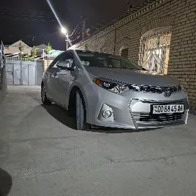 Toyota Corolla 2015