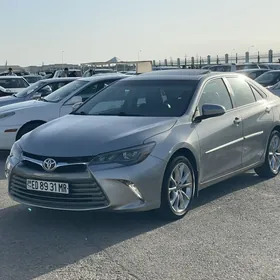 Toyota Camry 2017