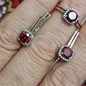 Gyzyl kumus komplekti 8K 925