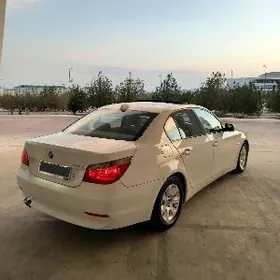 BMW E60 2004