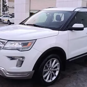 Ford Explorer 2018
