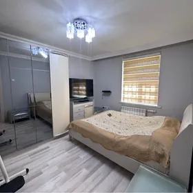 2 ком.1 этаж-30 мкр.