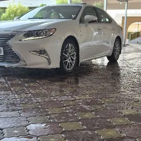 Lexus ES 350 2018