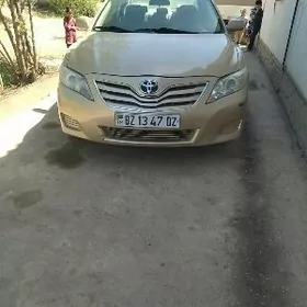 Toyota Camry 2010