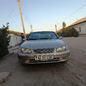 Toyota Camry 2000