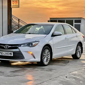 Toyota Camry 2017