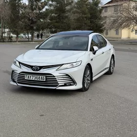 Toyota Camry 2023