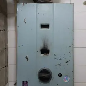 Газовая Колонка ,, ЛЕНИНГРАД,,