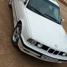 BMW 525 1989